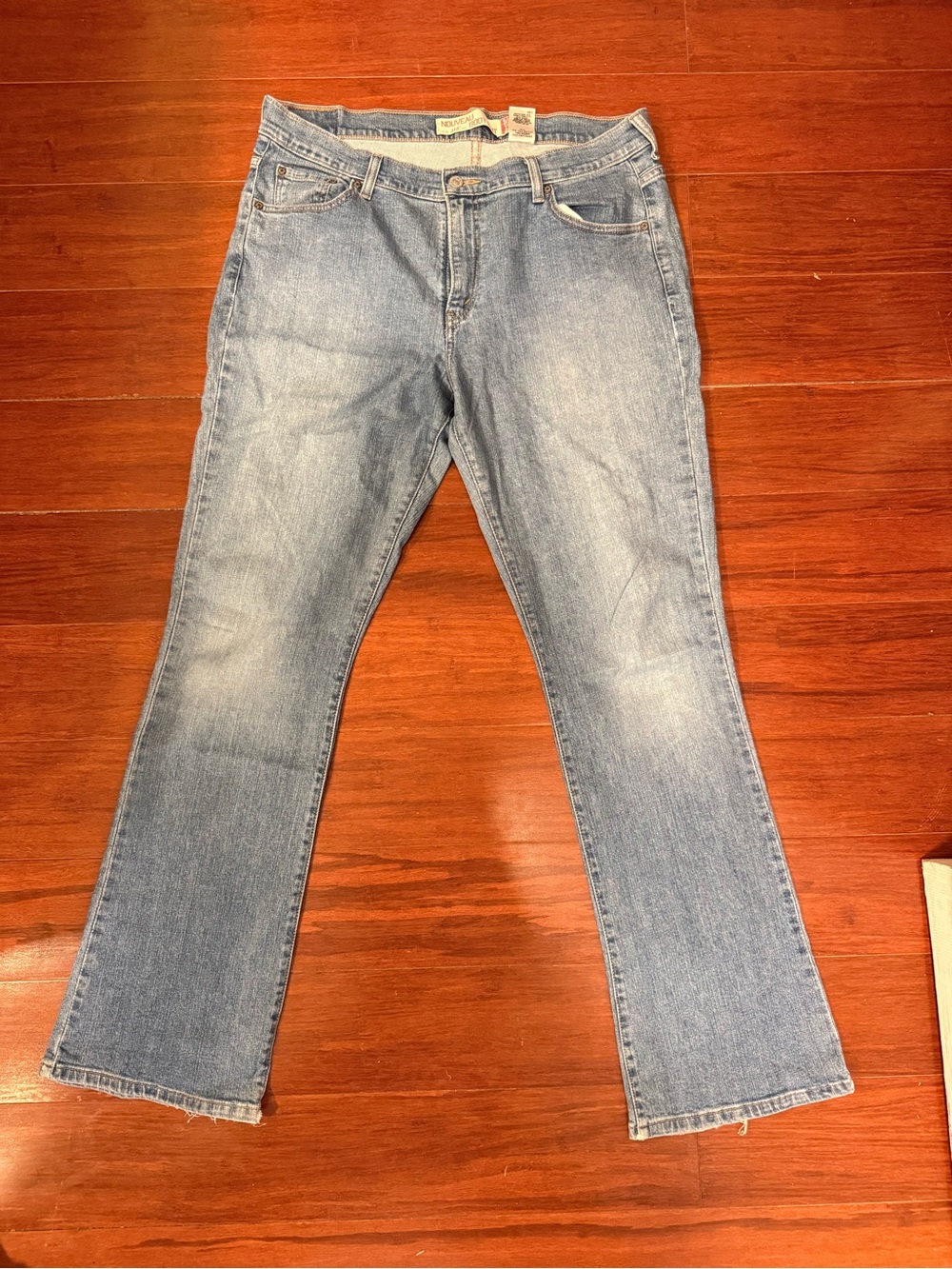 Levi's Women's Light Blue Bootcut Jeans 16L